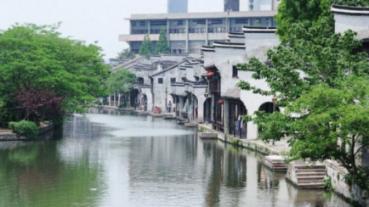 汉港控股(01663.HK)获主席及主要股东汪林冰增持合共99万股